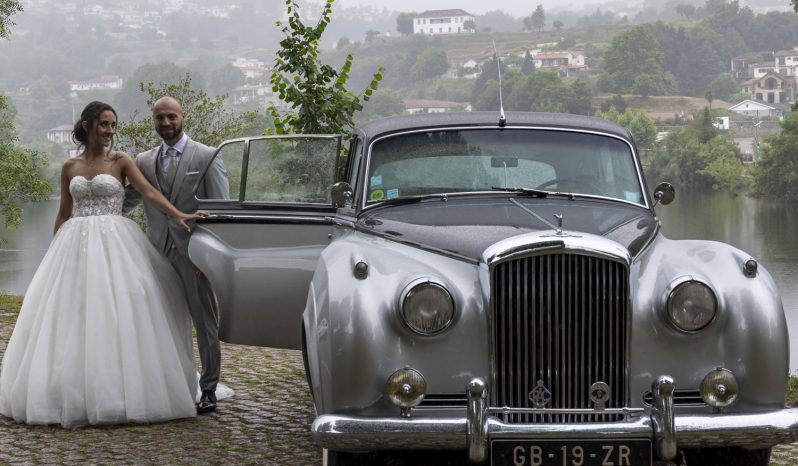 
								Bentley full									